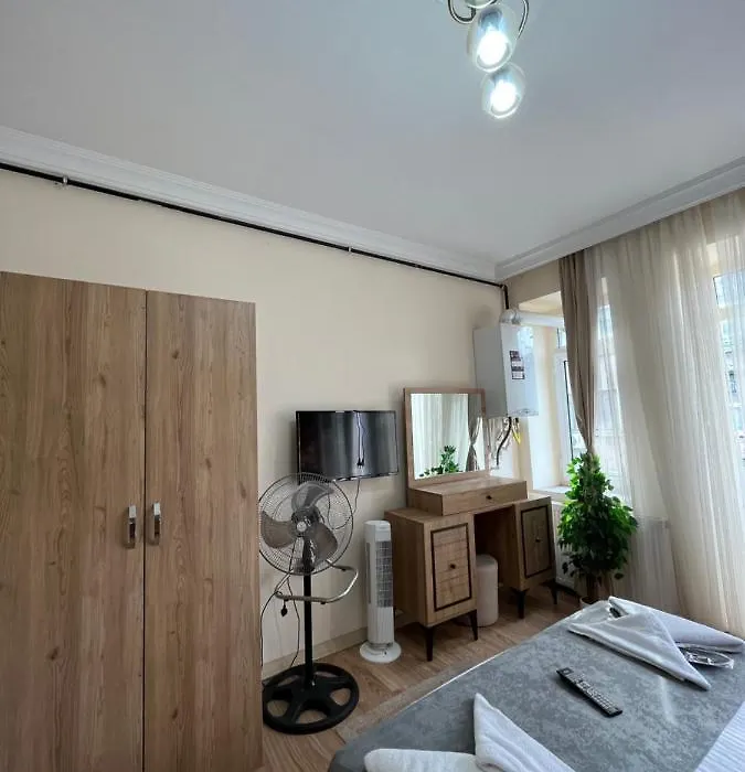 6. Taksimde Suit Deluexe Otel-1