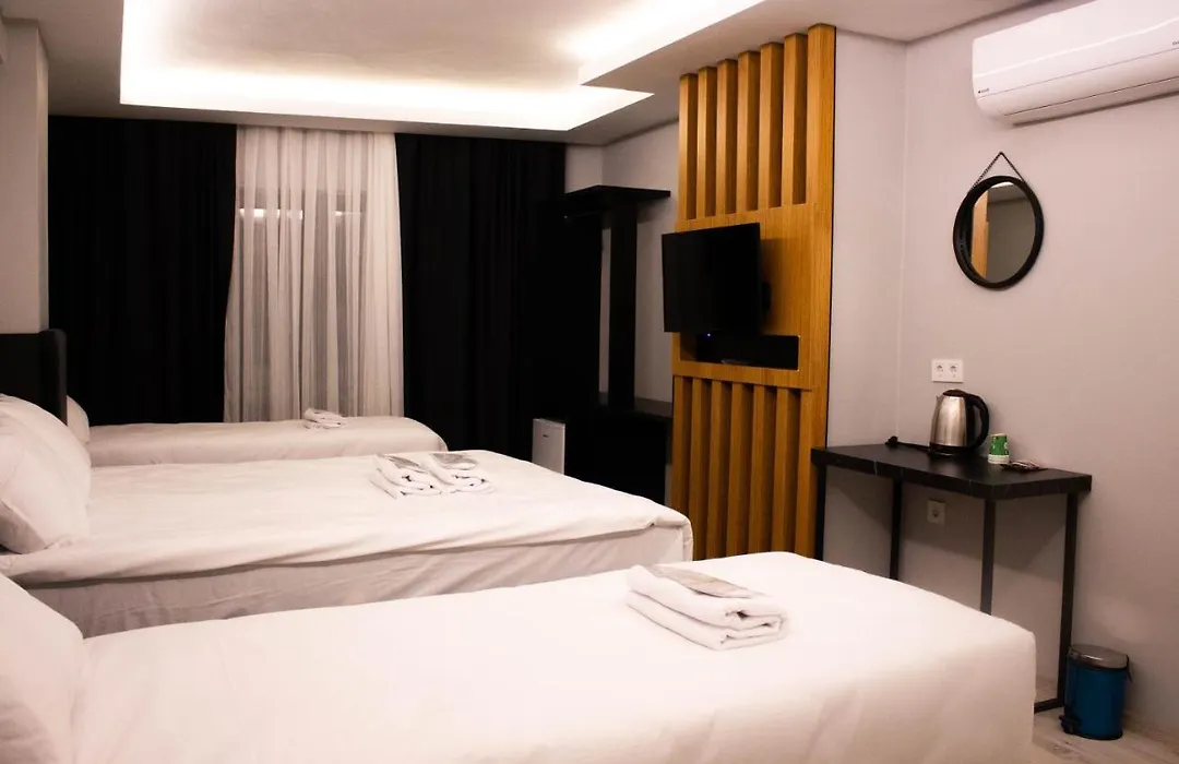 White Park Hotel-1