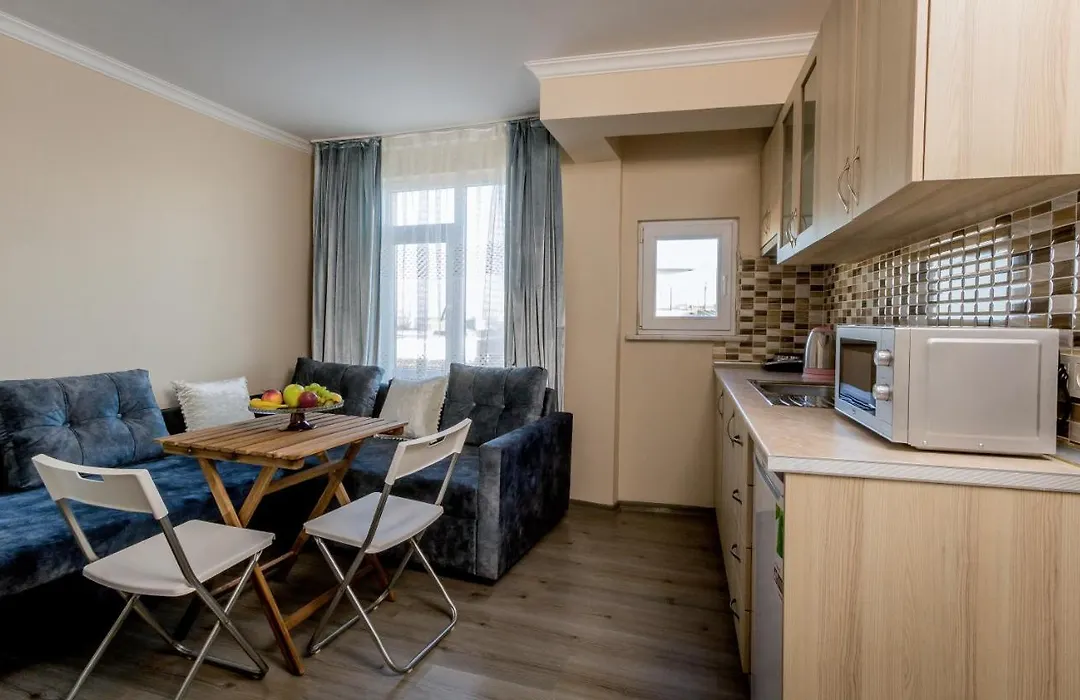 Carvan Hotel-1