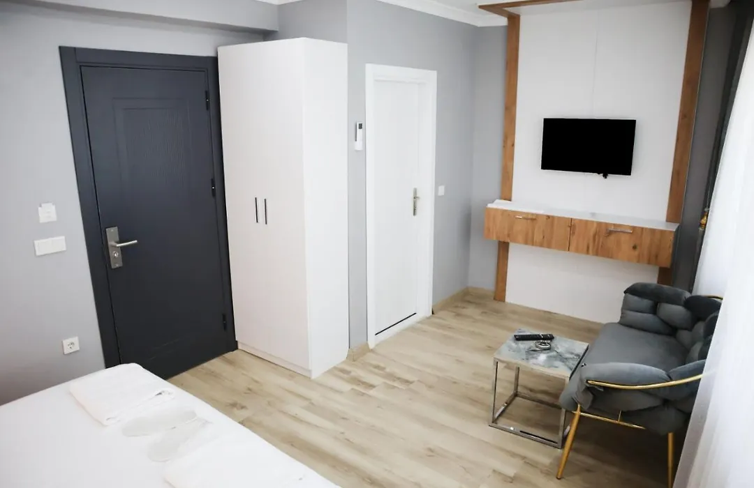 Serenity Suit Hotel-1