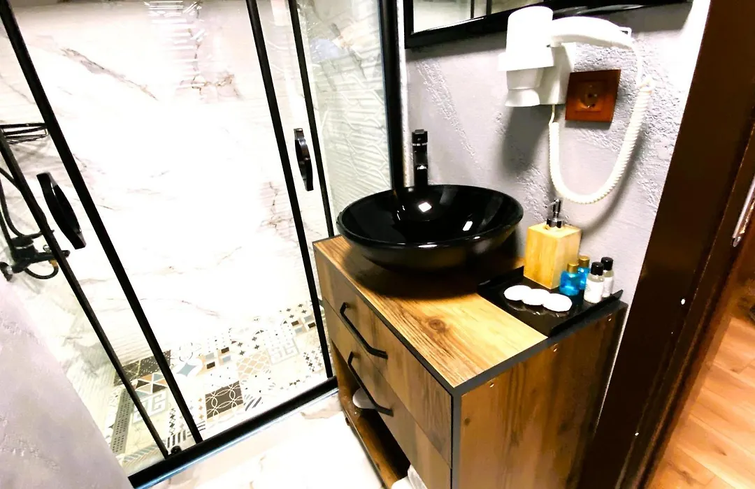Insta Hotel Karakoy-1