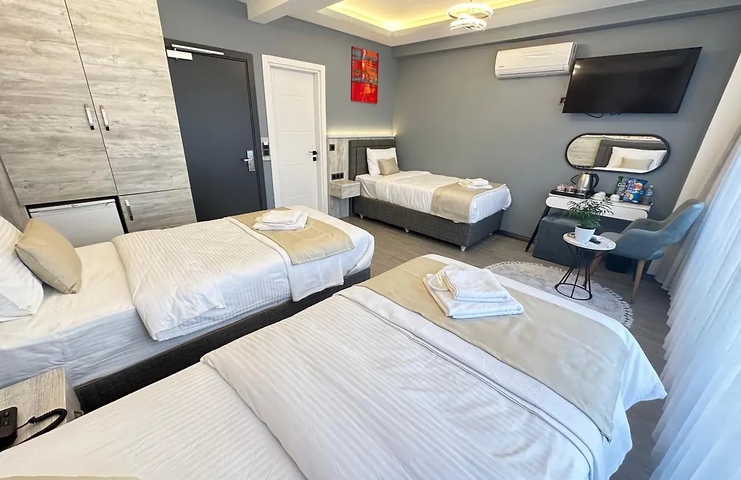 Blue Moonrise Hotel-1