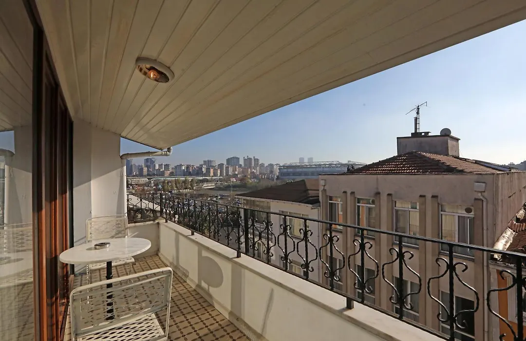 Mezzo Hotel-1