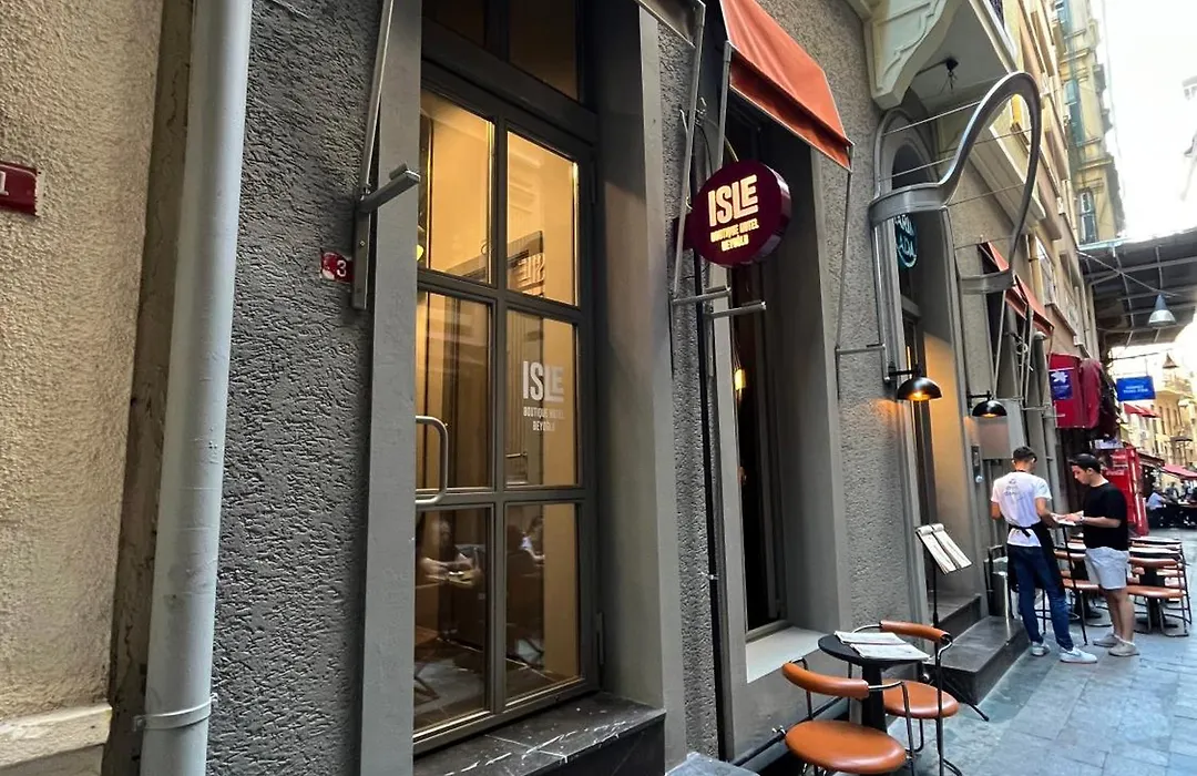 Isle Hotel-1