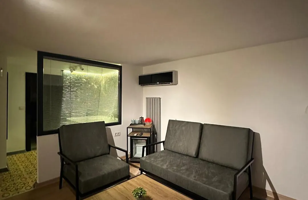 Casa Rosso Suite Hotel-1