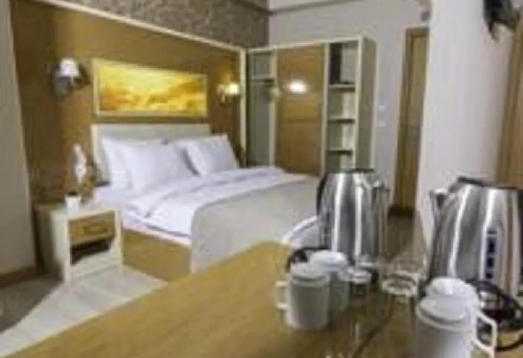 Mars Hotel-1