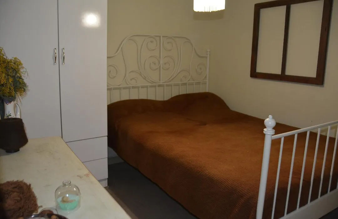 Kaboom Showroom & Guesthouse-1