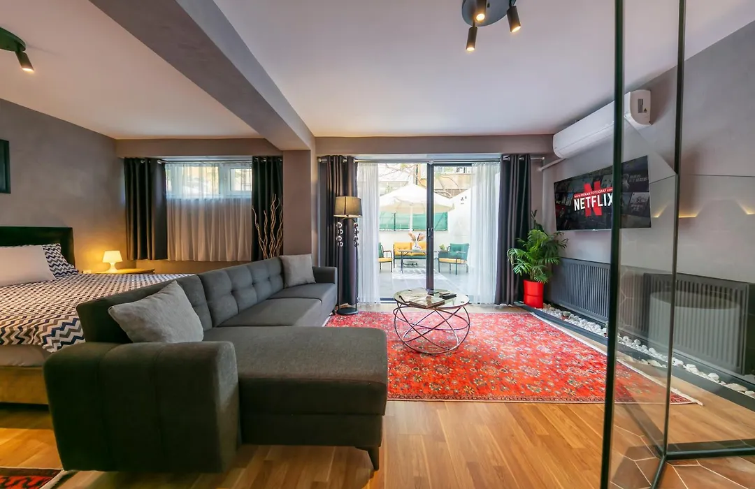 Hexa Suites Hotel-1