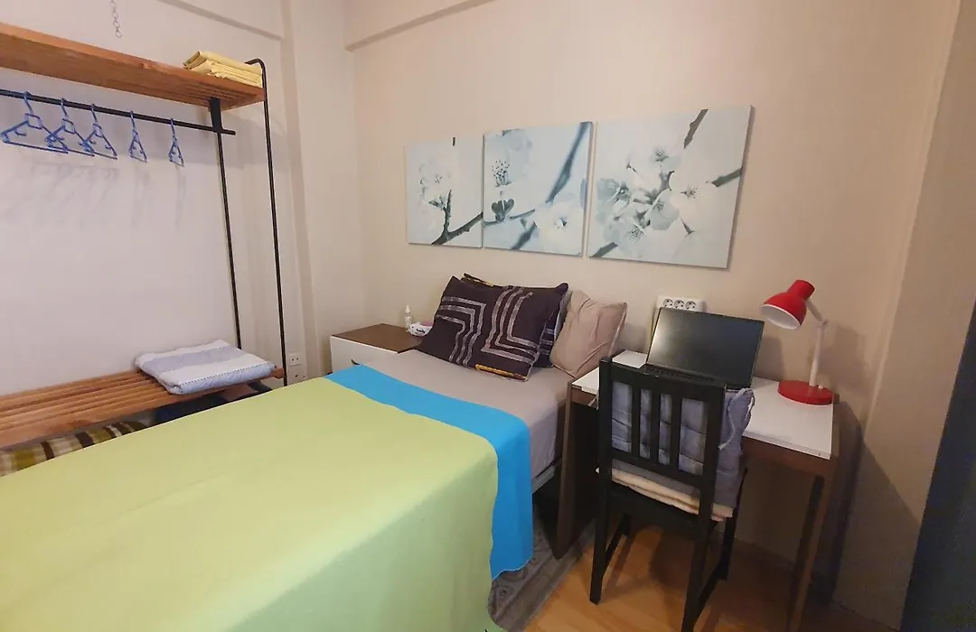 Feeling At Home In Istanbul Center 5 Minutes Walk To The Atakoey Metro Station & Metrobus-1
