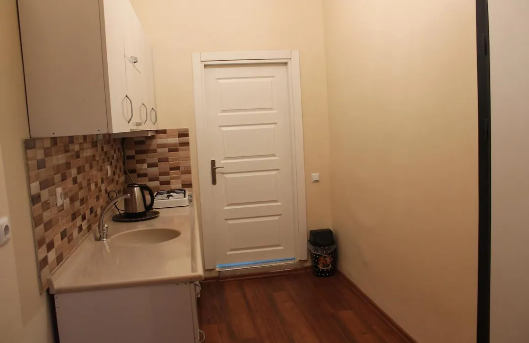 Diamond Suite-1