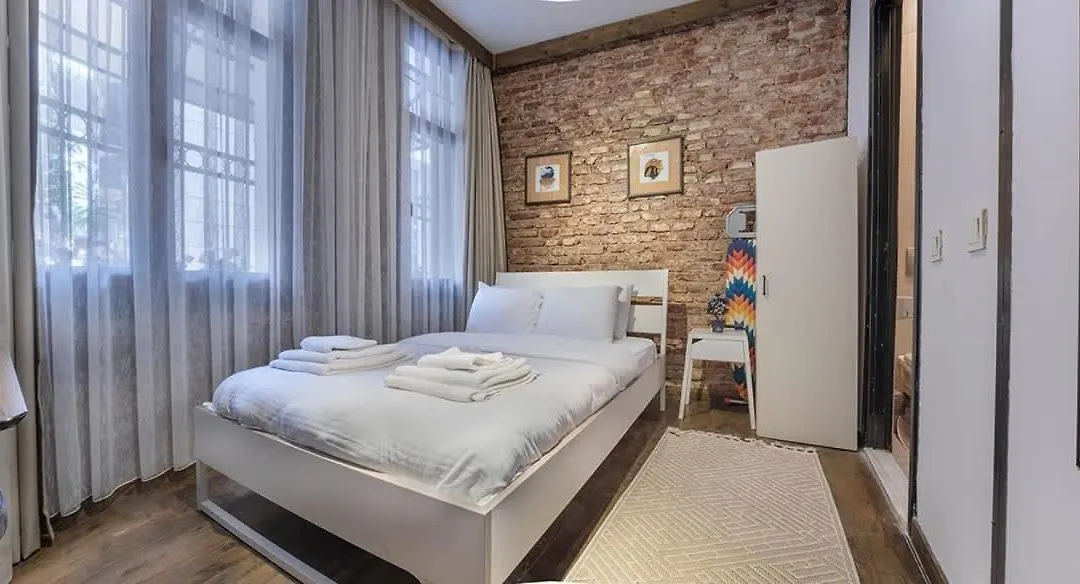 Cozy Studio 2 Minutes From Galataport-1