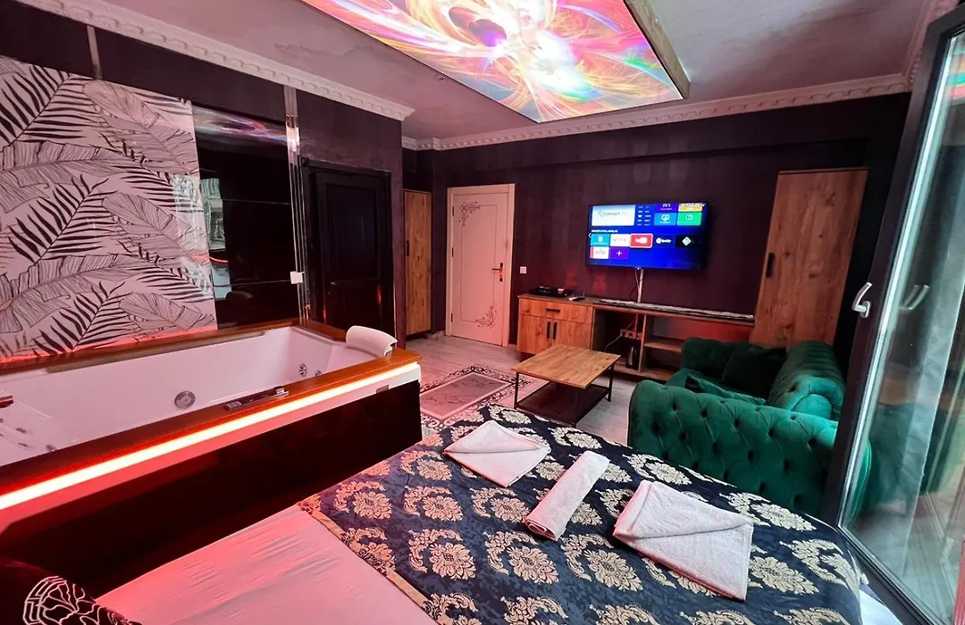 Neo Suit I Hotel-1