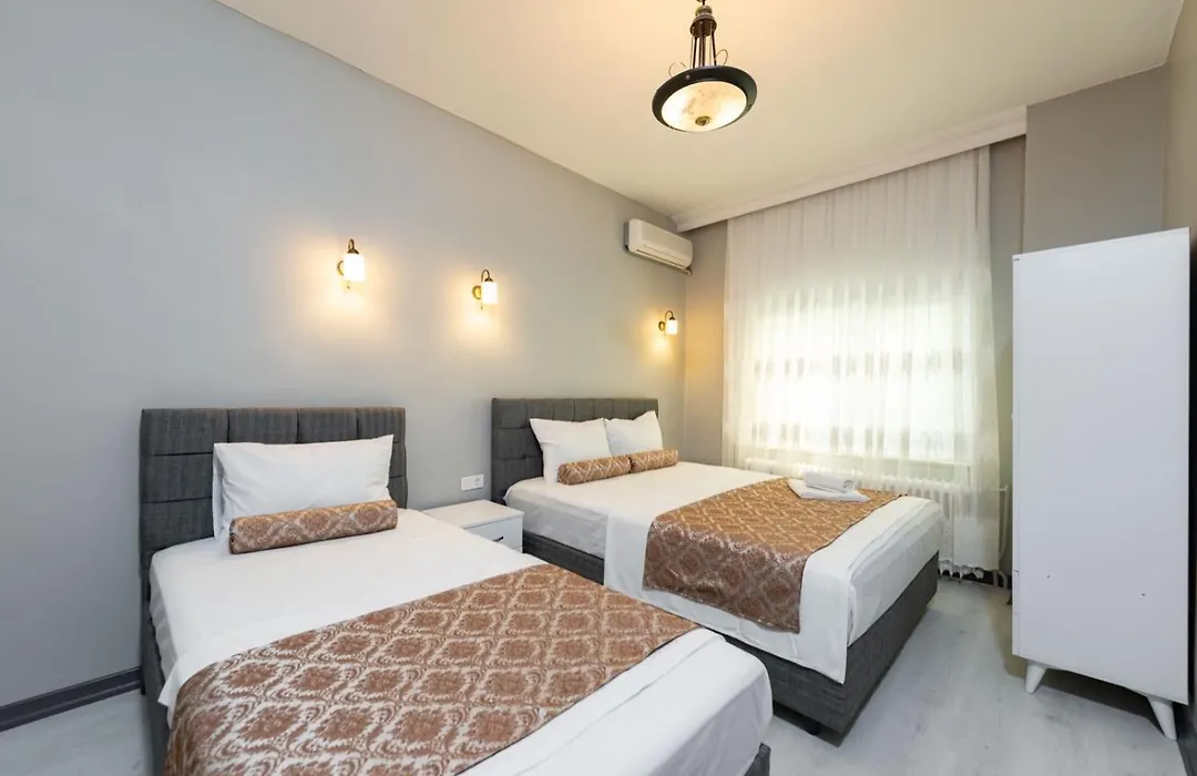 Galley Port Hotel-1