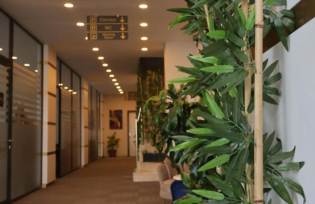 Home Plus Hotel-1