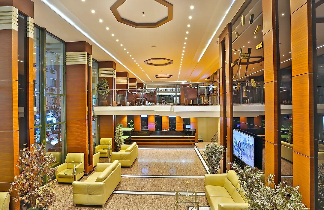 Grand Madrid Hotel-1