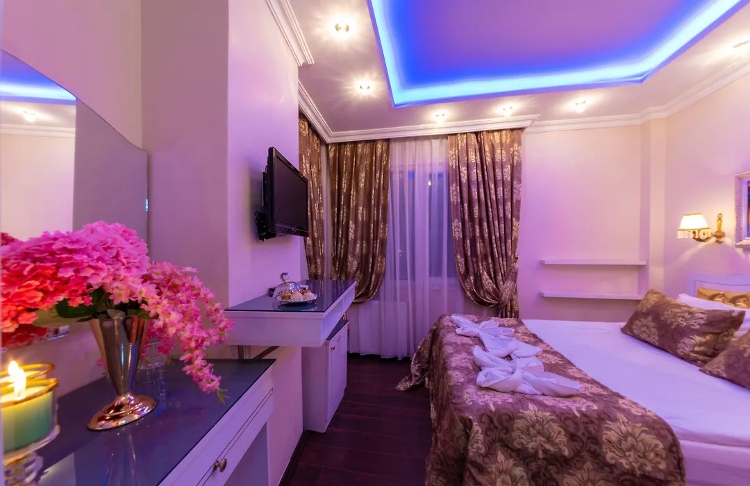 Charm Hotel-1