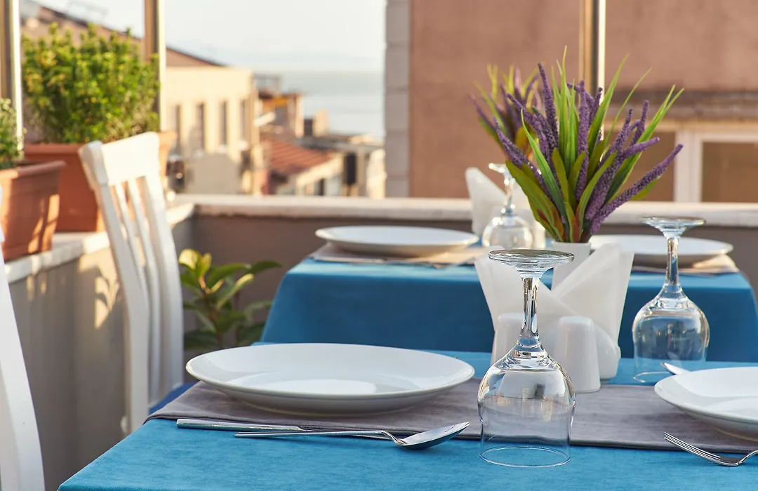 Renzo Hotel - Special Category-1