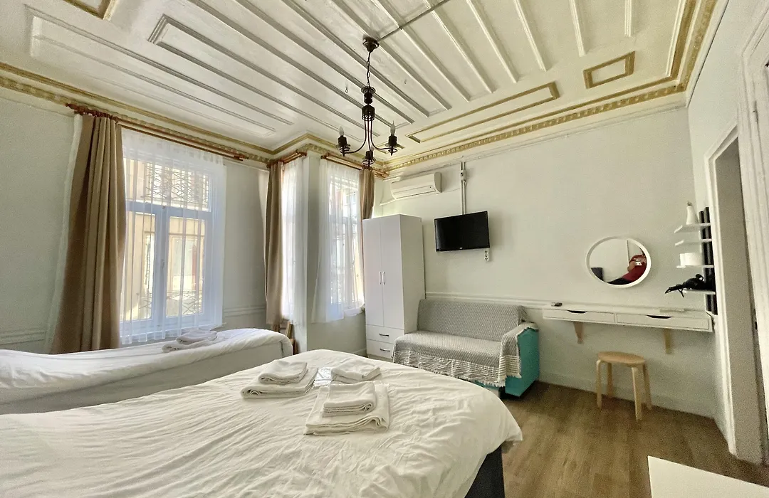 Golden Home Apart-1