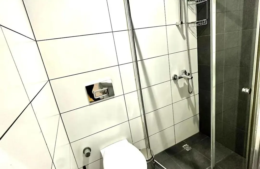Aram Kerasi Rooms-1