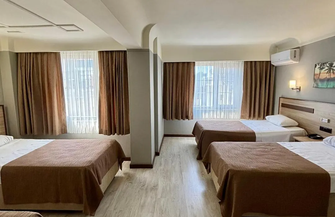 Gold Hotel-1