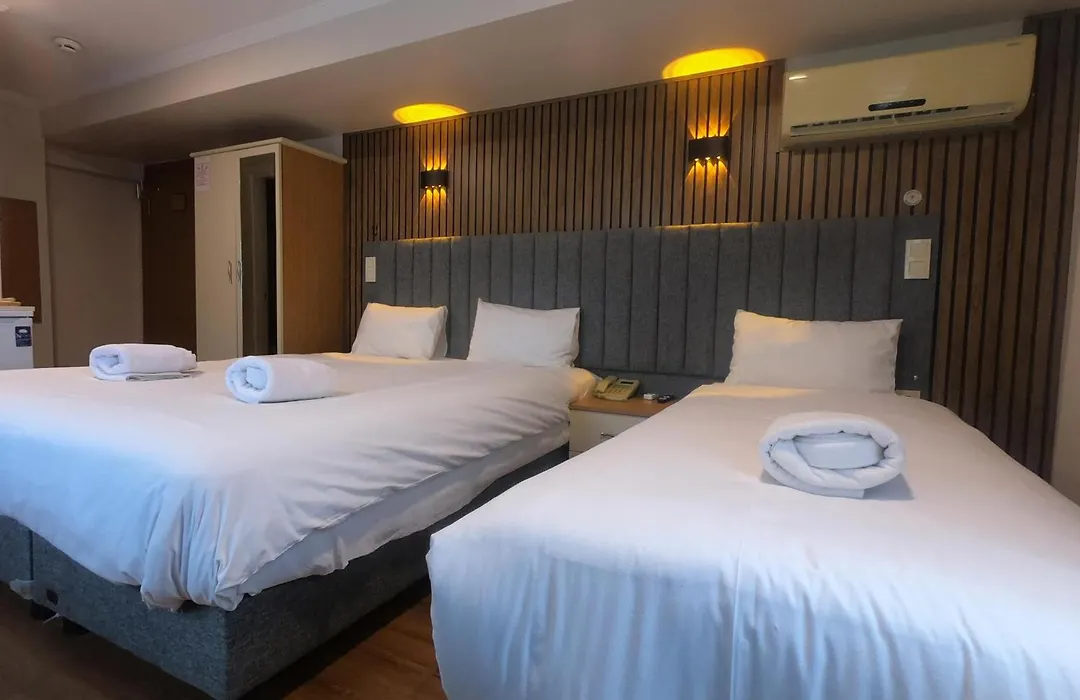 Naila Hotel-1
