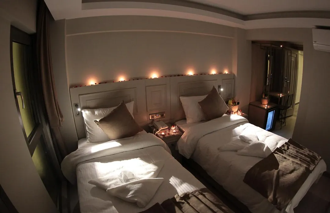 X-Nellyi Hotel-1
