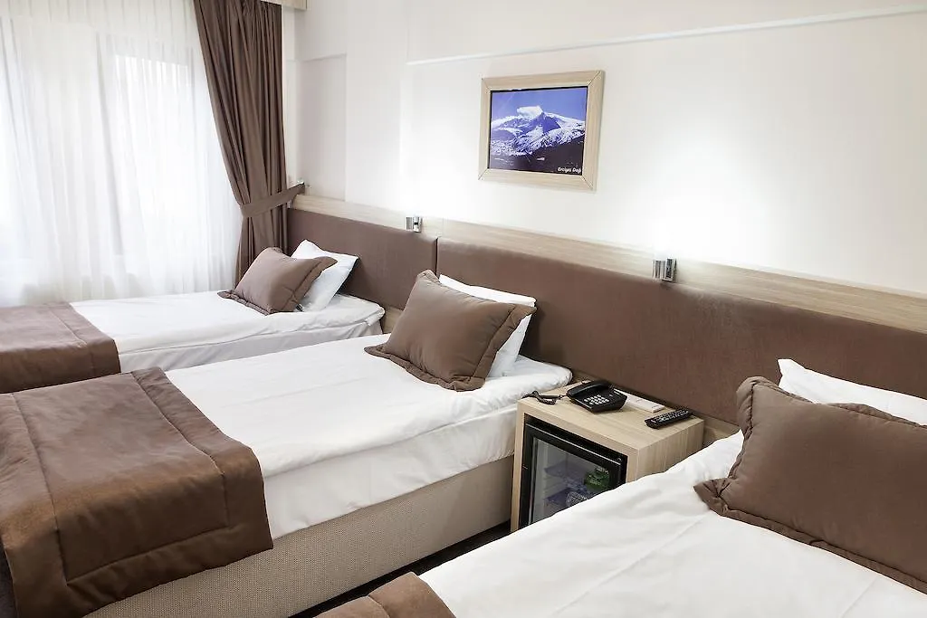 Hotel Emge-1