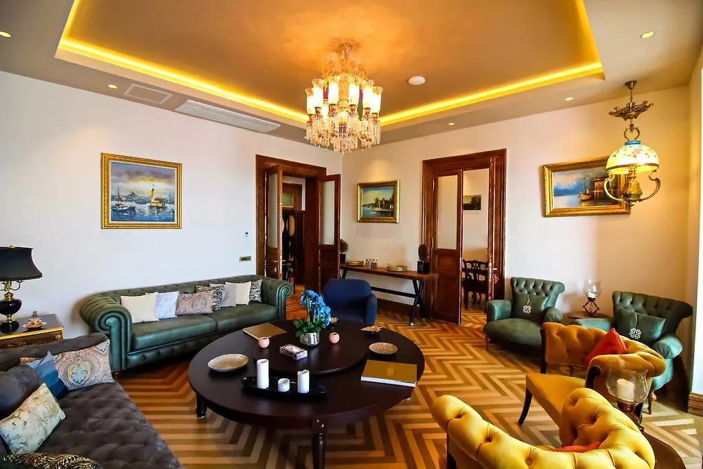 Maroon Residence-1