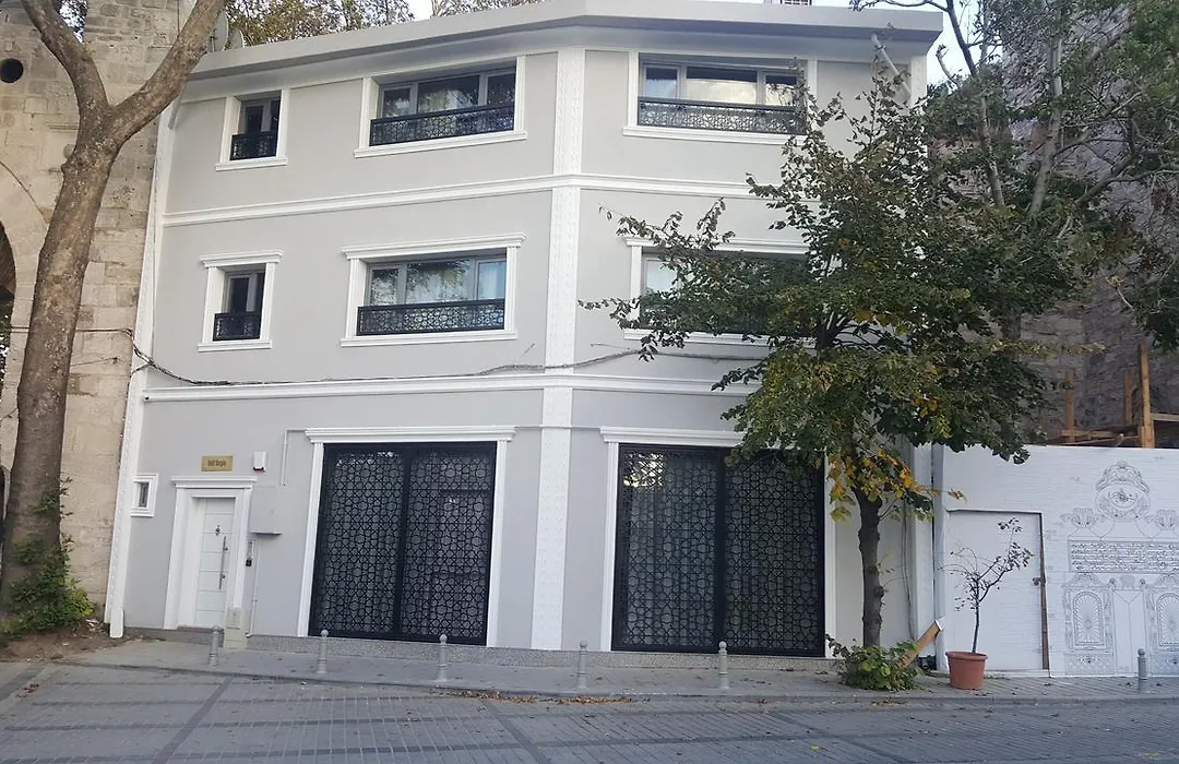 Halit Varguen Apart-1
