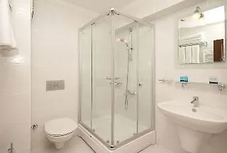 Hotel Amber Suites-1