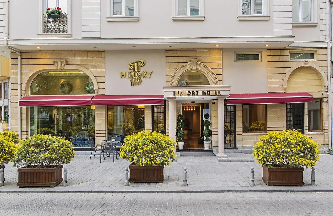 History Hotel-1