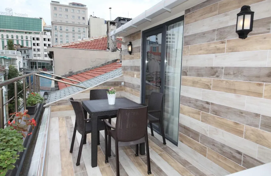 Corner Suite-1