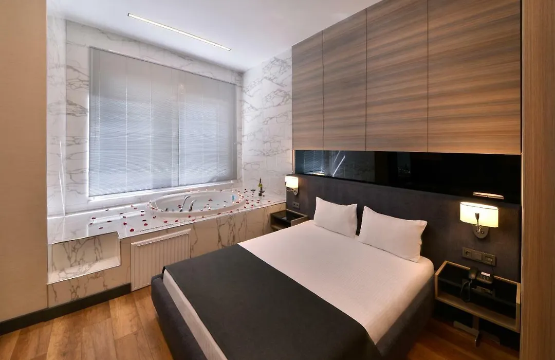 Nish Istanbul Suites & Hotel-1