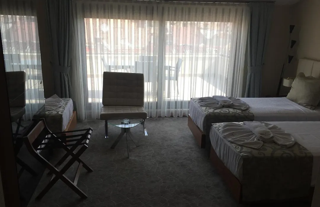 Inera Hotel Pendik-1