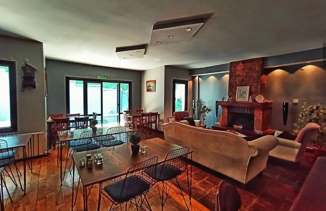 Mavilla Hotel-1
