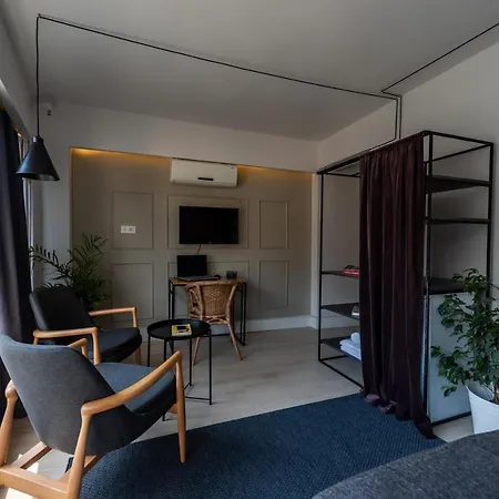 Intro Suites-3