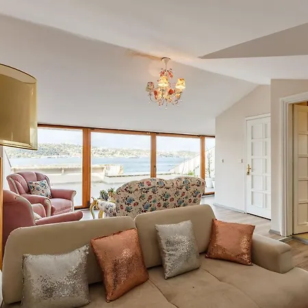 Luxurious Waterfront Mansion With Amazing Bosphorus View-2