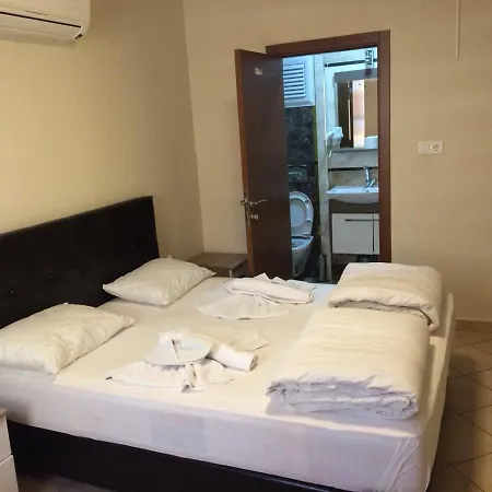 Hotel Kiwi-3