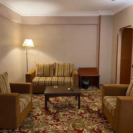 Hotel Monopol-3