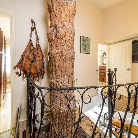 House With Tree Inside Near Sea In Maltepe-3