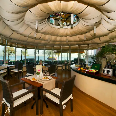 Radisson Hotel Istanbul Sultanahmet-2