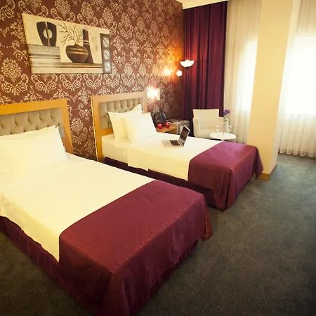 Helikon Business Hotel-2