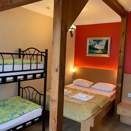Antique Hostel-2