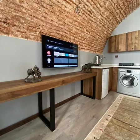 Alma Port Suites-2