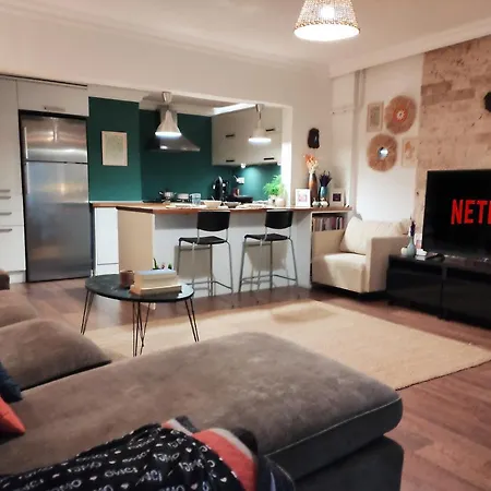 Apartment With Garden In Merter-3