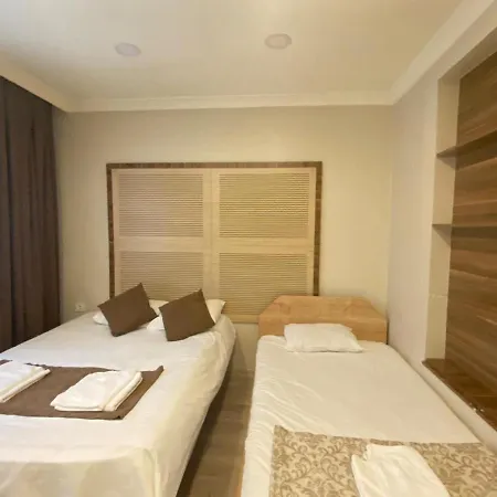 Rezo Hotel-2