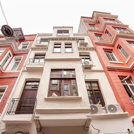Taksim La Perla Suit-3