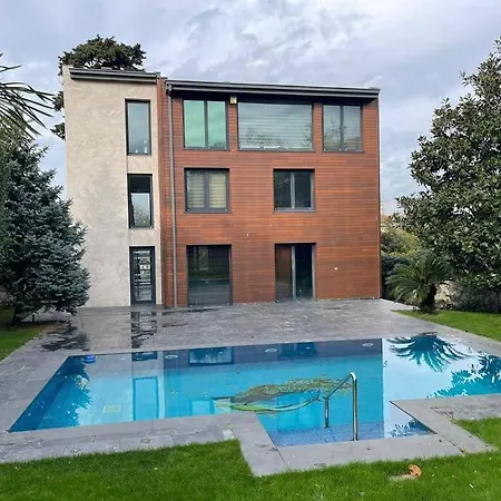 Amazing Bosphorus Villa Near Beylerbeyi Palace-2