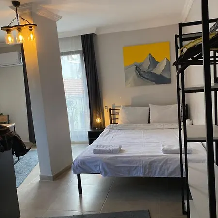 Street Suites-3