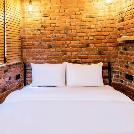 Flat With Galata Tower View Near Sishane Metro-3